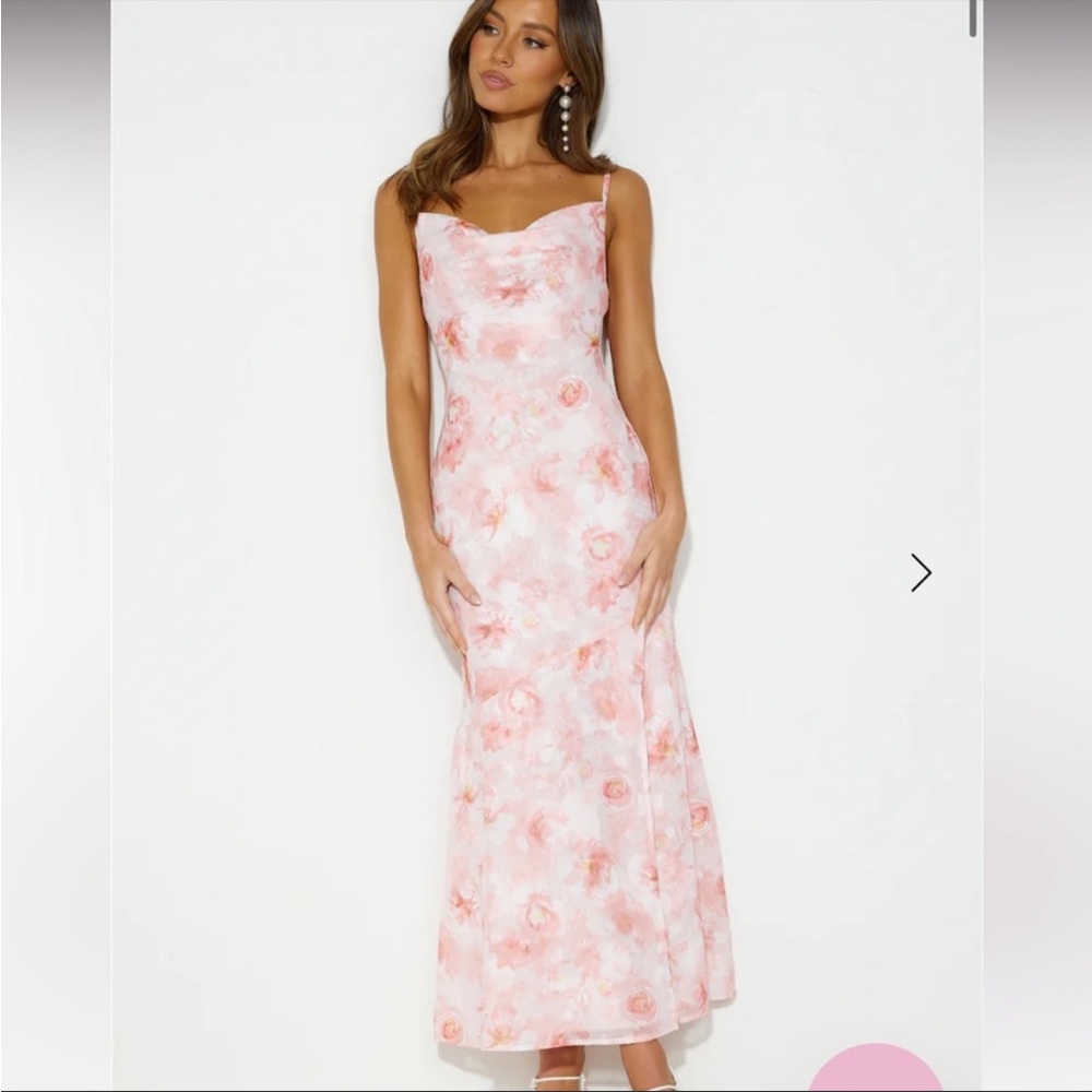 Hello Molly MYSTIC SPLENDOR MIDI DRESS PINK. Never worn, size small